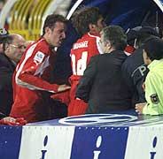 Los suizos vienen de un duro golpe el pasado miércoles cuando. La Fifa Castigara Con Dureza Los Incidentes Del Turquia Suiza Elmundo Es