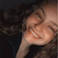 Amanda Sillman's Instagram, Twitter & Facebook