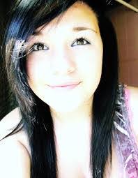 Courtney Burch's Instagram, Twitter & Facebook