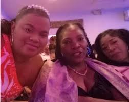 Spotlight Lounge 242