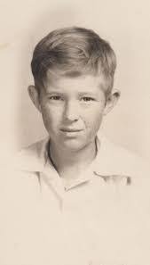 Lee Moorman's Instagram, Twitter & Facebook