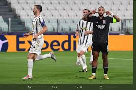 Inter milan akan menjadi tuan rumah bagi juventus di san siro pada hari rabu (3/2) pukul 02.45 wib. Hasil Babak I Juventus Vs Lyon Panenka Depay Dibalas Penalti Ronaldo Semua Halaman Bolasport Com