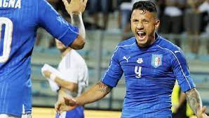 Origine del cognome lapadula, storia, popolarità, varianti e diffusione in italia. Gianluca Lapadula Anoto Un Hat Trick Con La Seleccion De Italia Video Deportes Peru21