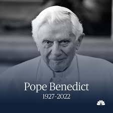 BREAKING: Pope Emeritus Benedict XVI dies at 95. https://nbcnews.to/3Ia1mFb