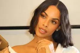 Here's why Kate Middleton really removed her engagement ring to visit Great  Ormond Street Hospital as experts speculated over the Duchess's 'pregnancy  swelling'