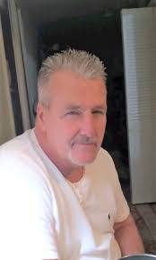 Kirsten Sutton's Instagram, Twitter & Facebook