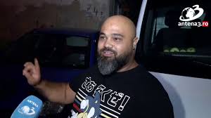 Perversu De Pe Targu Ocna Martor La O NouÄƒ BÄƒtaie In BucureÈ™ti L Au Apostat Cu O BatÄƒ Youtube