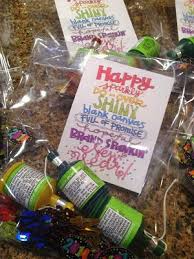 New Year S Eve Gift Bags And New Year S Eve Resolution Printables Silvester