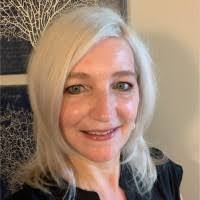 Jill Macneil's Instagram, Twitter & Facebook