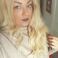 Vicky Beasley's Instagram, Twitter & Facebook