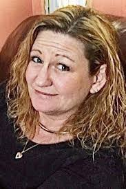 Marisa Grove's Instagram, Twitter & Facebook