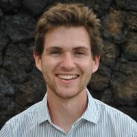 800+ profilů „Kűffel“