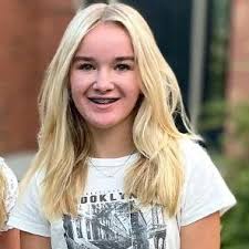 Jordan Kawlewski and Tyler Hall's Wedding Website