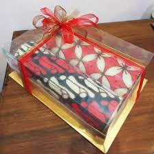 Peanut sauce, satay sauce, bumbu kacang, sambal kacang, or pecel is an indonesian sauce made from ground roasted or fried peanuts, widely used in cuisines worldwide. Paket Hantaran Bolu Gulung Batik Shopee Indonesia