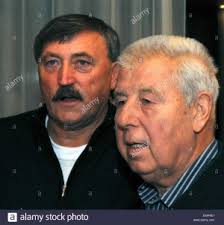 Kisah Tiga Negara Klasik Eropa Halaman 1