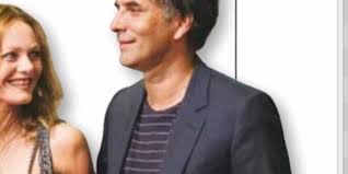 Mariage de vanessa paradis et samuel benchetrit : Vanessa Paradis Divorce Annule Avec Samuel Benchetrit Ca Se Confirme A Cannes Photo