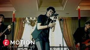 Chord Kunci Gitar Dan Lirik Lagu Bersama Bintang Drive Tidurlah Selamat Malam Lupakan Sajalah Aku Tribunsolo Com