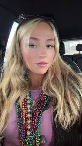 beads are a mess but that’s okay because it’s #mardigras ⚜️