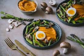 Cookinesi Spargeln Auf Susskartoffelstock Mit Ei Spargel Spargel Und Pilze Gesunde Rezepte