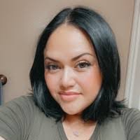 Evelyn Salcedo's Instagram, Twitter & Facebook