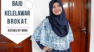 Berikut ini video cara menjahit kaos menggunakan mesin jahit portable. Cara Membuat Baju Kelelawar Brokat Dari Pola Cape Batwing Brokat Youtube