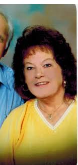 Angelique Ennis's Instagram, Twitter & Facebook