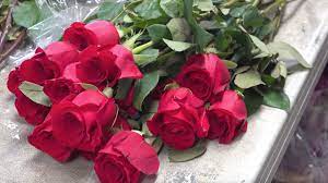 I just wish there was a starbucks at every dillons and more locations offered clicklist. Dillons Donates More Than 45 600 Roses