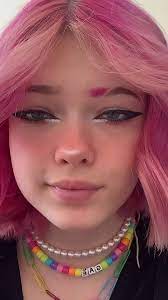 Joe Froggiekiing Tiktok Watch Joe S Newest Tiktok Videos In 2021 Girl Eye Makeup Hair Inspo Color Alternative Hair