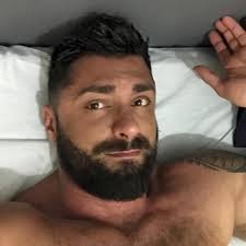 Amor Vincit Omnia Non Lasciate Nessuna Parola Non Detta Meglio Una Vita Di Rimorsi Che Di Rimpianti Nini Instagram Portrait Portrait Tattoo