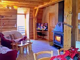 le buron des trappeurs ambiance chalet maison laqueuille volcans d auvergne chalet maison buron