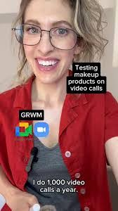 Kerry Galloway's Instagram, Twitter & Facebook