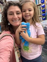 Hand quilting with clear thread challenges