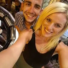 Amanda Szabo (@amandatolle37)