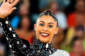 Ginástica rítmica: Bárbara Domingos põe Brasil em primeira final individual 