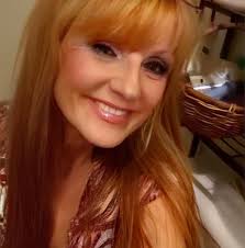 Deborah Stephens's Instagram, Twitter & Facebook