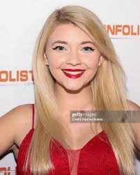 Infolist Holiday Extravaganza ❤️ 📸- @paul_archuleta @gettyimages • • •  #holidays #christmasparty #christmas #holidayseason #party #december #red  #style #redcarpet #getty #gettyimages #skybar #infolist #hollywood  #sunsetblvd #skybarLA