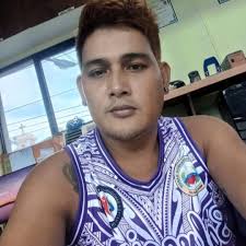 Katakot. Guys, stop sending us photos from this group. Baka ma-accuse na  naman tayo na pinag-iinitan sila. Simple lang yan. Pag hindi ka comfortable  sa mga galawan ng isang club, leave. 🤷🏻‍♂️