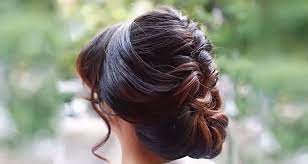 Untuk sanggul modern teknik kepang, bisa dibuat dengan model triple kepang. Model Rambut Wanita Sanggul Modern Yang Layak Kamu Coba