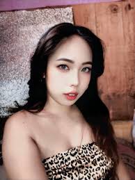 Engaged to Engaged please 🥺