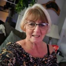 My favorite tubing hills. All within an hour drive from Toronto  https://www.instagram.com/reel/DFax4YCvFDF/?igsh=MWl1Z2lzaXRkMjFs