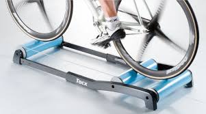 Personnellement, en bluetooth, le home trainer avait tendant à souvent perdre la connexion, alors. Home Trainer Et Confinement Le Cycle Fr Toute L Actualite Du Cyclisme