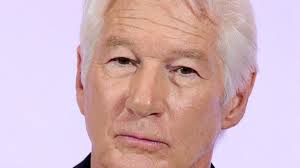 Richard Gere faces the wrath of Paul Simon's daughter after selling her  childhood home: 'Hate him'