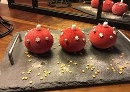 Boules De Noel Framboise Chocolat Guy Demarle Recette Dessert Noel Boule Boule De Noel Dessert Noel Individuel
