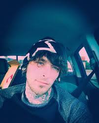 Devan Edwards's Instagram, Twitter & Facebook