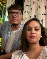 Friends. Food. Fun. Sourced photos and videos from @ruchita.jpg &  @saulsamuel Welcome to the new "Borderless" format. Quite like it actually.