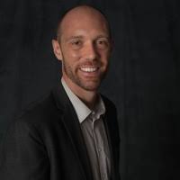 Alex Beringer's Instagram, Twitter & Facebook