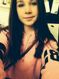 Ella Putnam (ellaputnam)