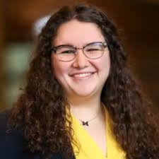 Ashley Kasper's Instagram, Twitter & Facebook