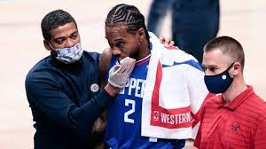 Clippers star to miss game 6 against jazz, out indefinitely leonard injured his knee during los angeles' game 4 win Kawhi Leonard Leaves Game With Facial Injury Nba Com