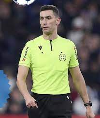 Carlos Romero on X: "Casualmente cuando los árbitros perjudican al Madrid  los meten en la nevera de inmediato. Louzán acatando las ordenes de su  jefe." / X